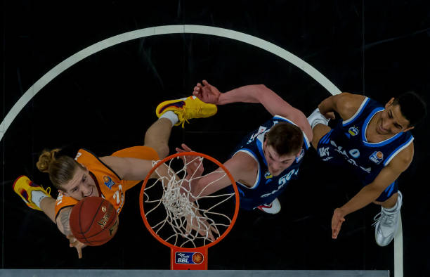 以吸引消费 以吸引消费